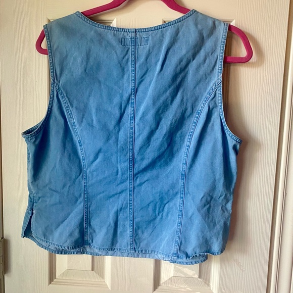 LaFei Nier light wash denim embroidered Vintage top size XL w/subtle rhinestones - Picture 7 of 12